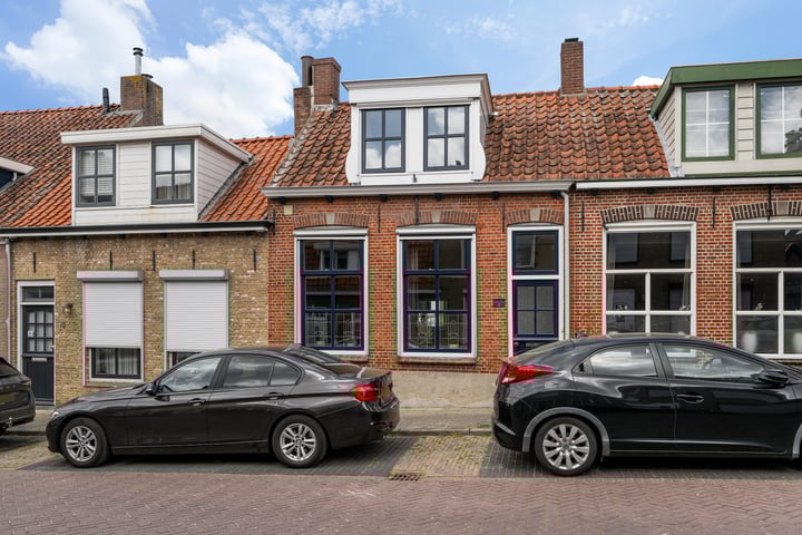 Bosstraat 8 in Tholen foto