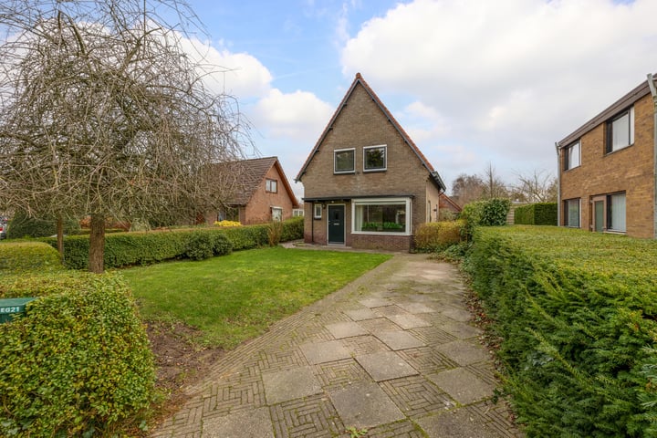 Bosweg 21 in Oostvoorne foto