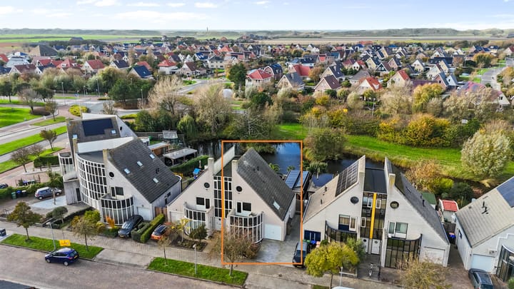 Boterzwin 1306 in Julianadorp foto