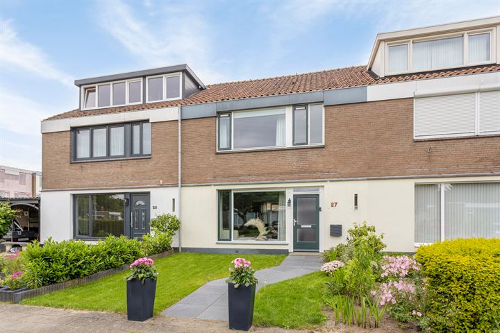 Botlek 27 in Zwolle foto