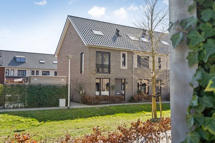 Botlekhof 8 in Zwolle foto