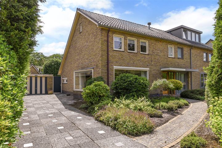Botterwijnseweg 3 in Huizen foto