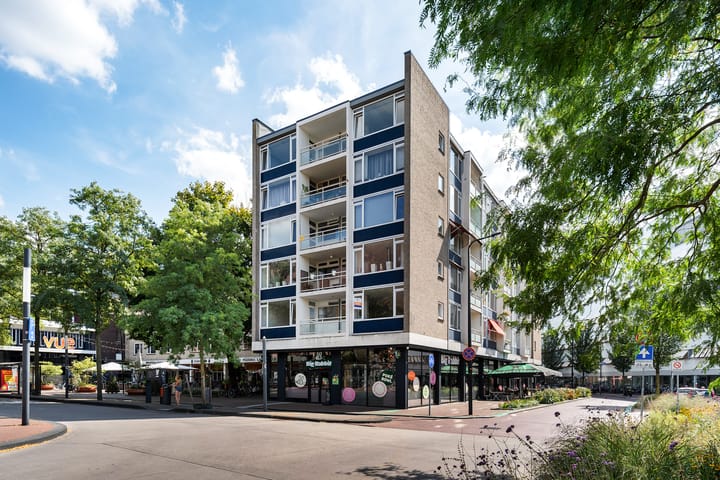 Boulevard 1945 252 in Enschede
