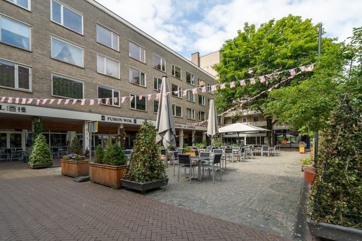 Boulevard 1945 266 in Enschede foto
