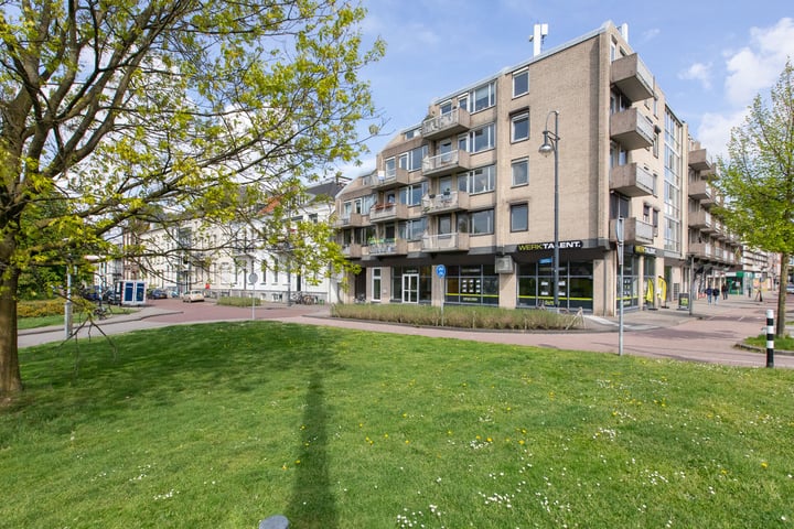 Boulevard Heuvelink 1-2 in Arnhem foto