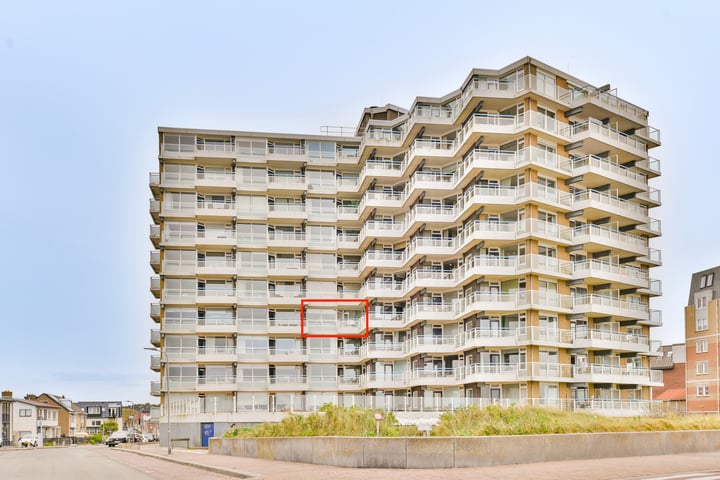 Boulevard Ir de Vassy 95 in Egmond aan Zee foto