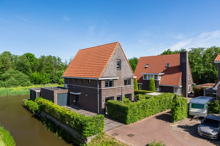 Boumare 158 in Maasland foto