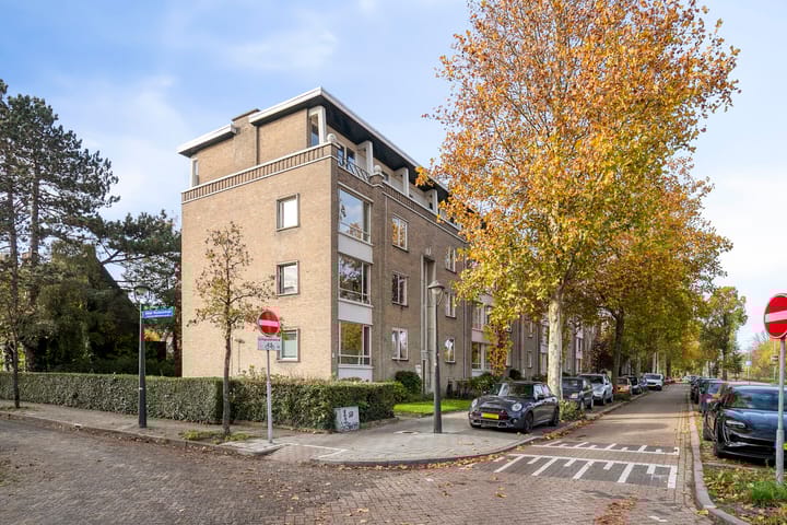 Boutenslaan 57 in Eindhoven foto