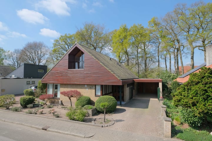 Bouvigne 15 in Almelo