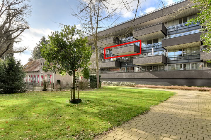 Bouwlingplein 80 in Oosterhout foto