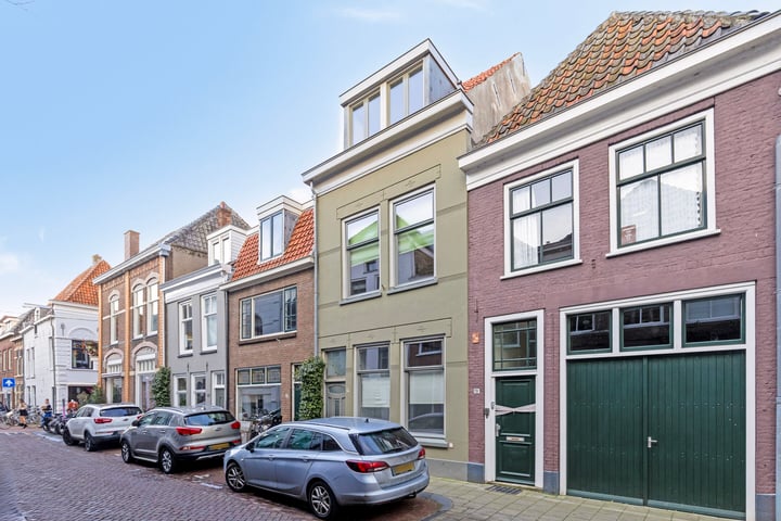 Boven Nieuwstraat 21 in Kampen foto