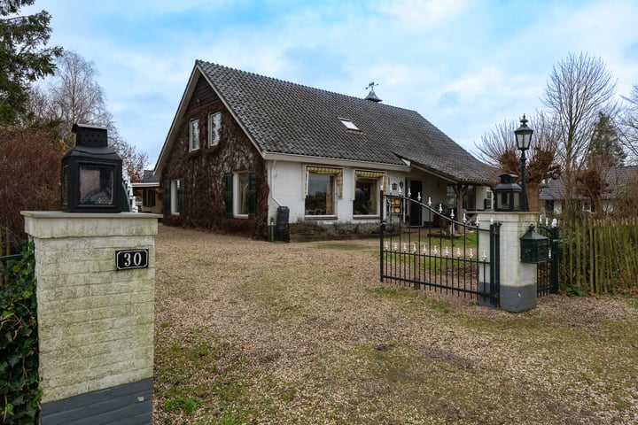 Bovenmolenweg 30 in Oldebroek foto