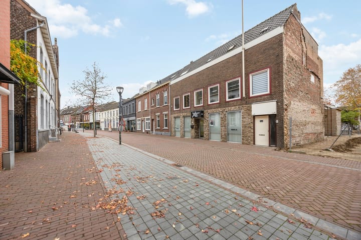Bovenste straat 73B in Echt