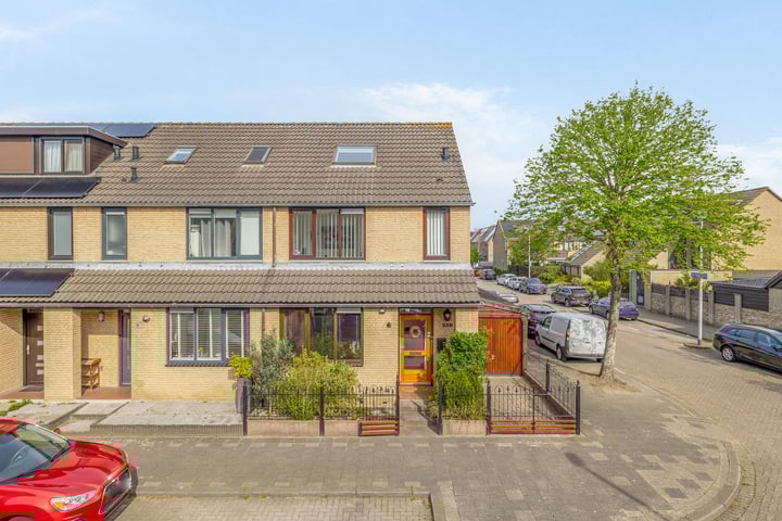 Boy Edgarstraat 258 in Rotterdam foto