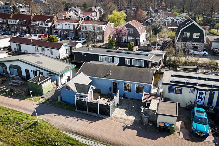 Braakdijk R 6-ROOD in Zaandam foto
