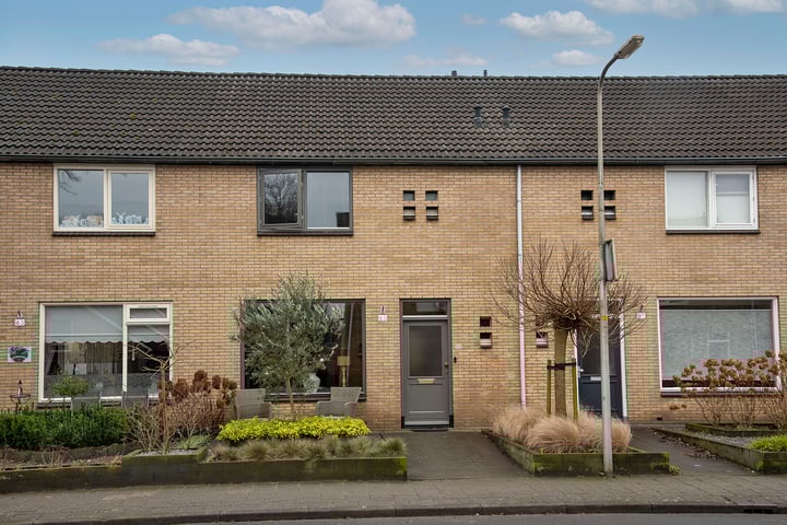Braakmansdijk 65 in Rijssen foto