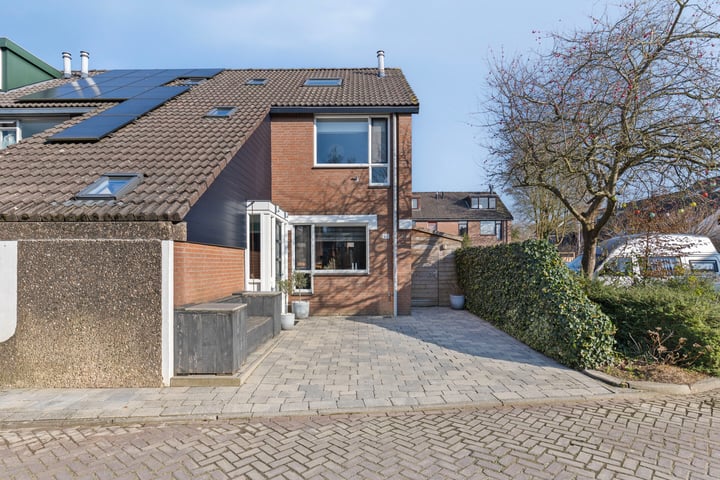 Braamkamp 92 in Zutphen foto