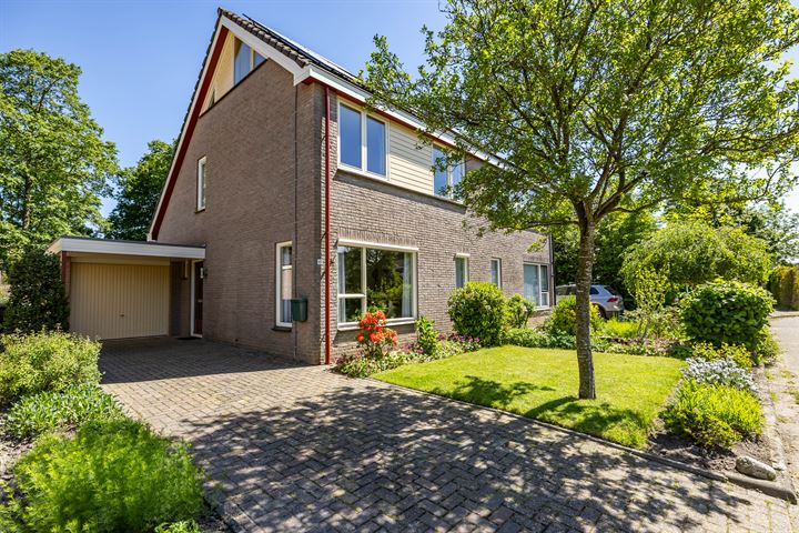Braamstukken 61 in Eelde foto