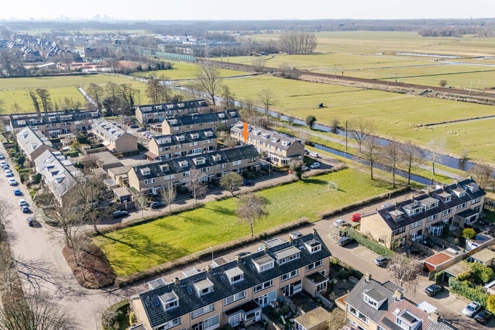 Brahmslaan 32 in Voorschoten foto