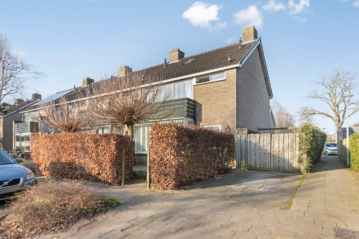 Brahmslaan 38 in Nijkerk foto