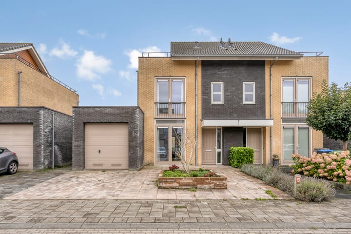 Braksân 32 in Leeuwarden foto