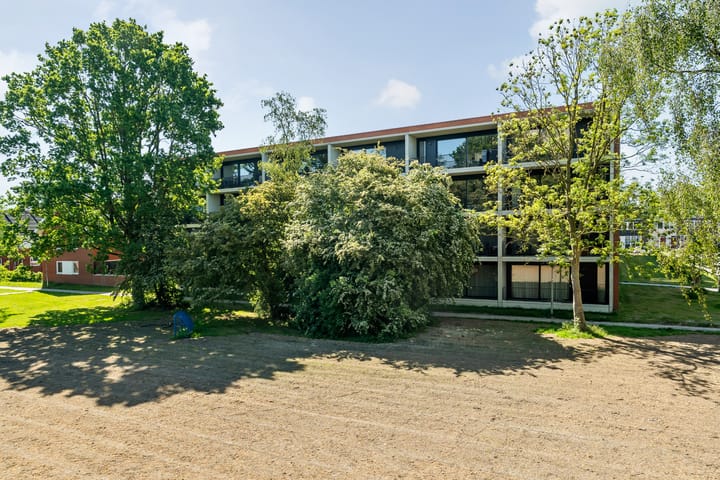Brandemeer 27b in Leeuwarden foto