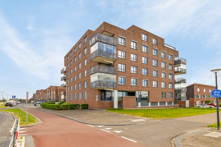 Brandingdijk 338 in Rotterdam foto