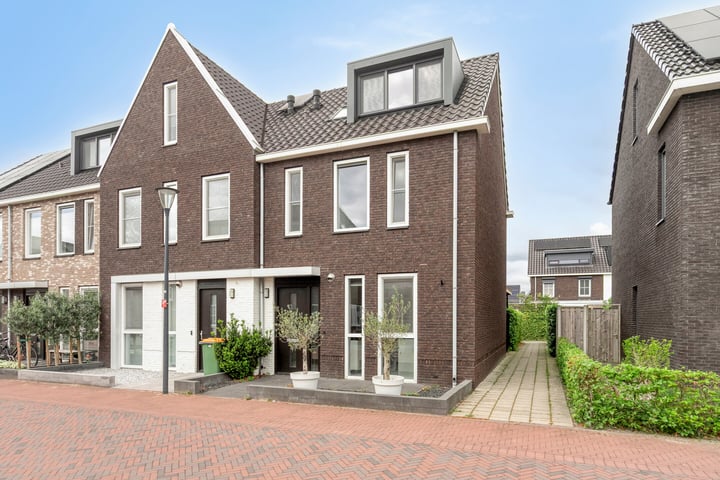 Brasem 7 in Veenendaal foto
