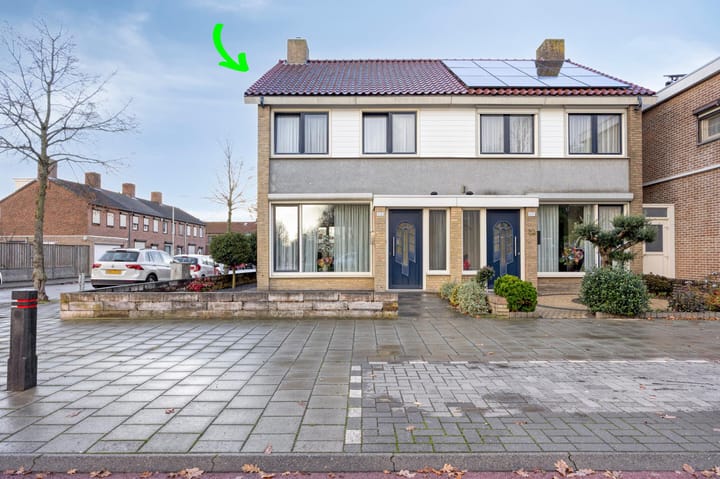 Bredaseweg 115 in Roosendaal foto