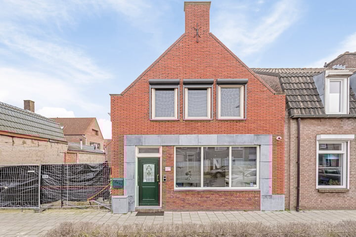 Bredaseweg 31 in Roosendaal