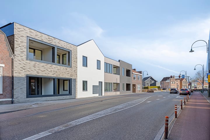 Bredaseweg 38L in Oosterhout foto