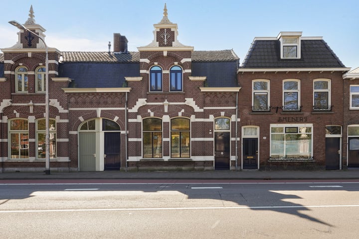 Bredaseweg 52 in Tilburg foto