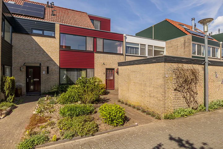 Brederhorst 12 in Ede foto