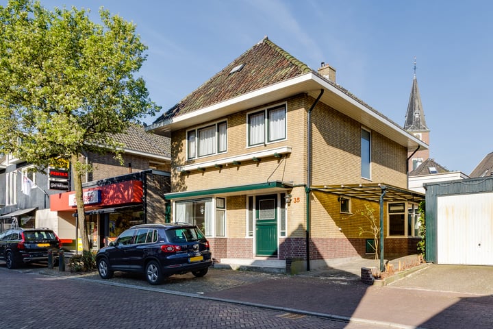 Bredevoortsestraatweg 35 in Aalten foto
