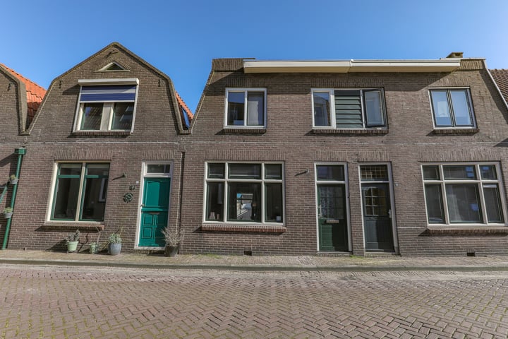Breedstraat 13 in Enkhuizen foto
