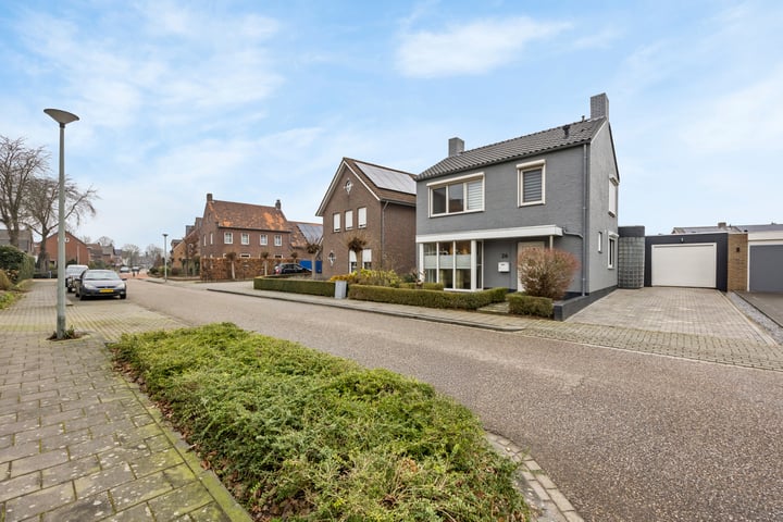 Breeweg 26 in Linne foto
