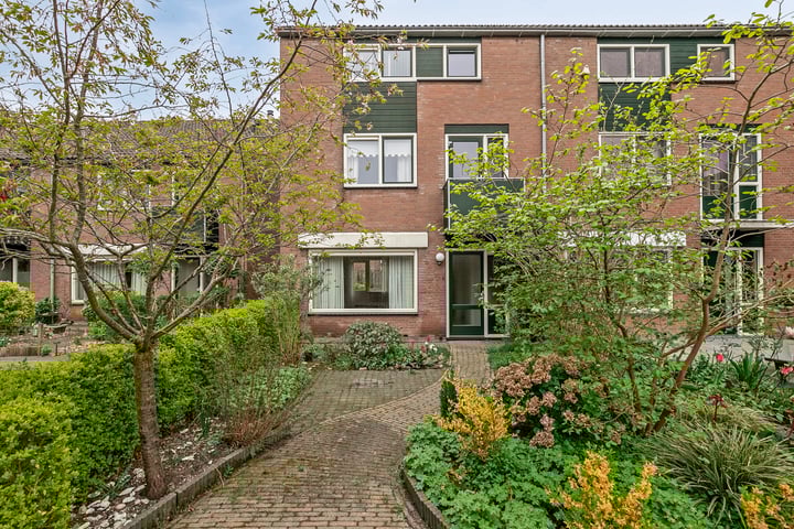 Breitnerlaan 46 in Roelofarendsveen foto