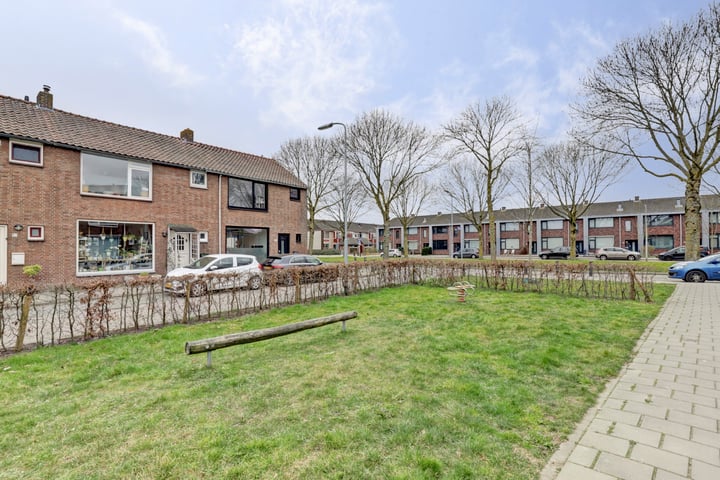 Foto van woning Breitnerstraat 66, Zwijndrecht