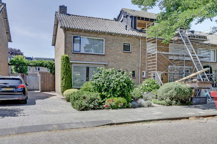 Bremstraat 20 in Waalwijk foto