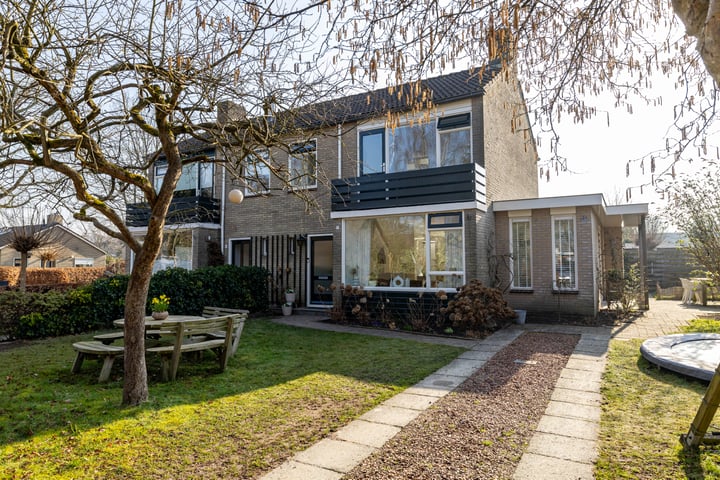 Bremweg 1 in Zuidlaren foto