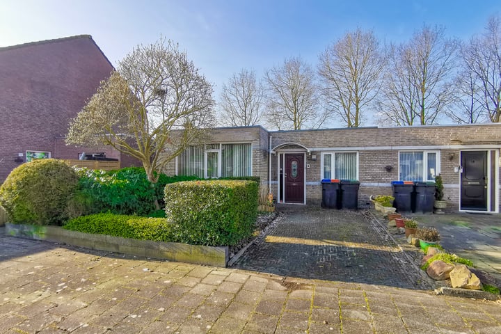 Breskensstraat 32 in Tilburg foto