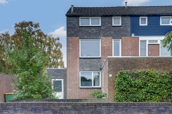 Brieneshof 12 in Ede foto
