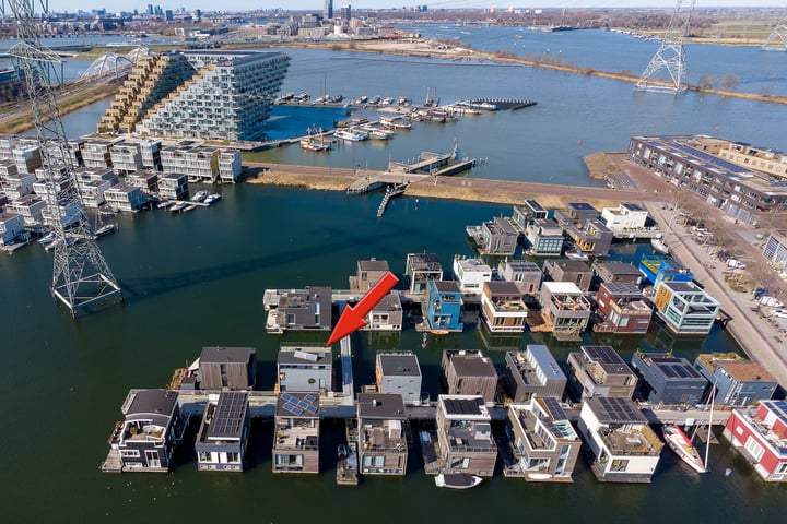 Brigantijnkade 56 in Amsterdam foto