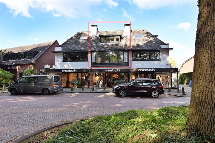 Brink 13a in Laren foto