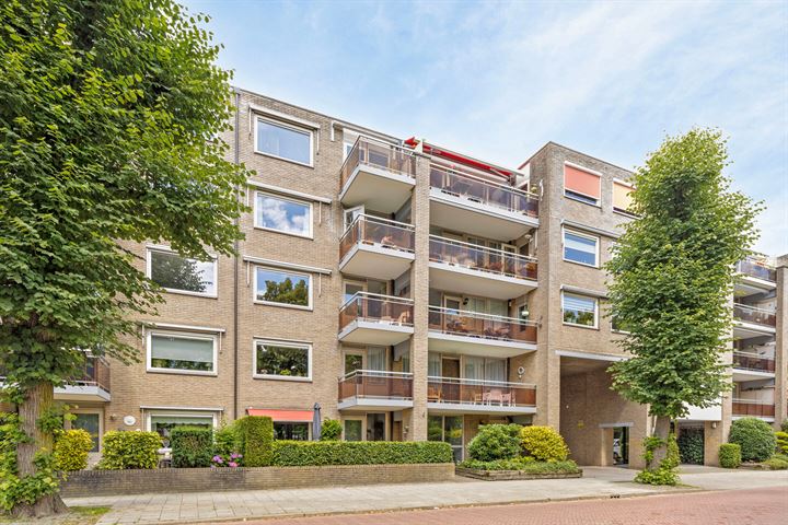 Brinklaan 312 in Apeldoorn foto