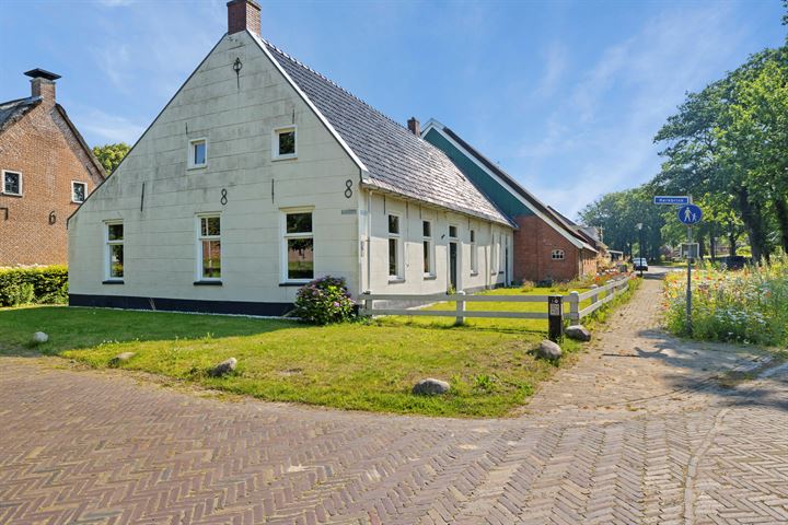 Brinkstraat 5 in Anloo foto