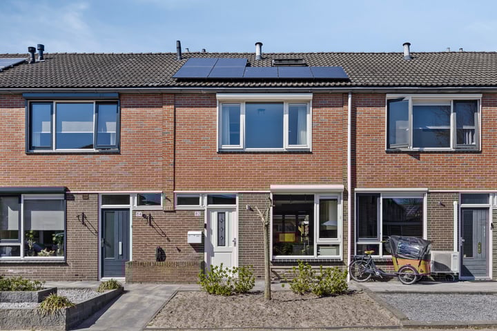 Broedersdijk 82 in Rijssen foto