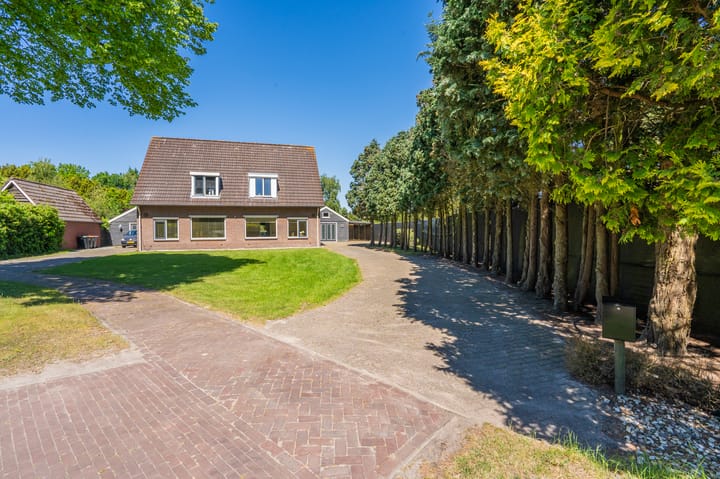 Broek 67 in Gieterveen foto