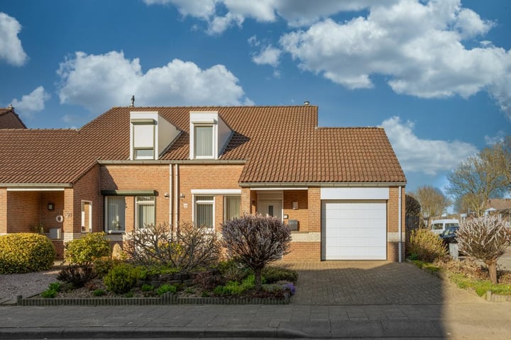 Broekhovenlaan 52 in Beek