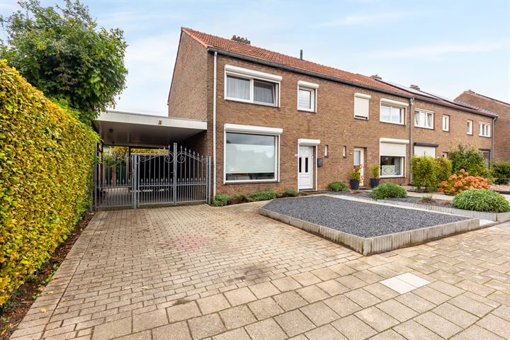Broeksittarderweg 138 in Sittard foto